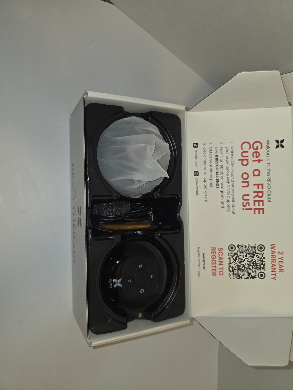 REVO Smart Cup Massage Device - Black - Picture 9 of 13